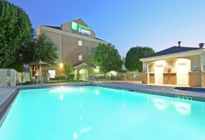  Holiday Inn Express Hotel and Suites DFW-Grapevine, an IHG Hotel  Грейпвайн